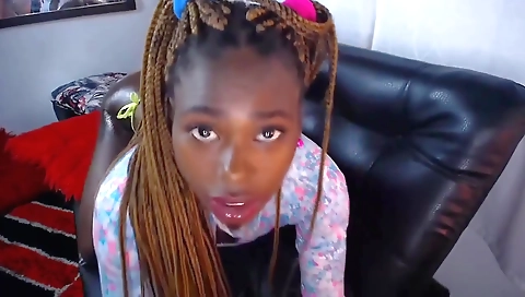 Ebony girl gets anal with her white boyfriend in her ass