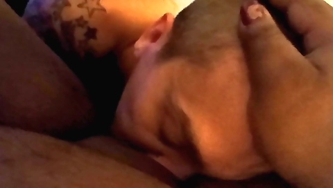 Ebony amateur milf gets her pussy fucked and cunny