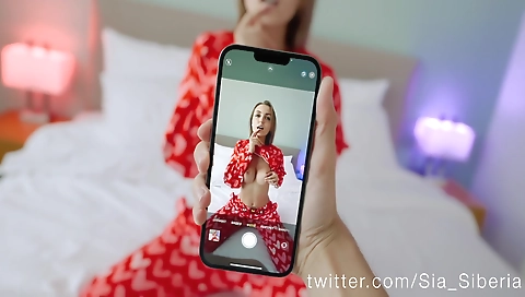 Amateur blonde with big boobs gets fucked in the ass