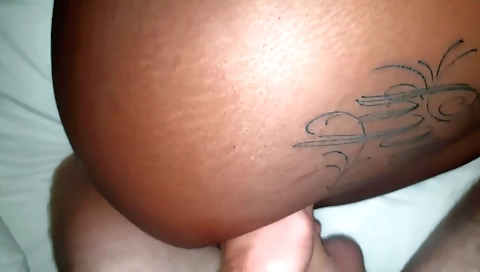 Black dude rides a fat brown pussy of an ebony milf